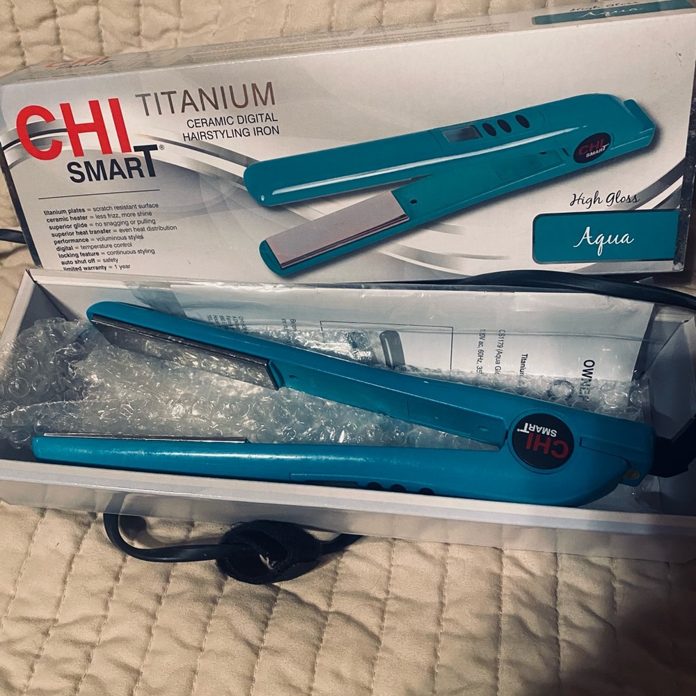 Chi Smart Titanium ceramic digital 1”  iron